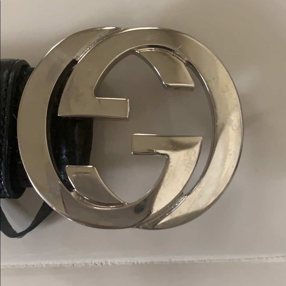 Gucci black belt size 90